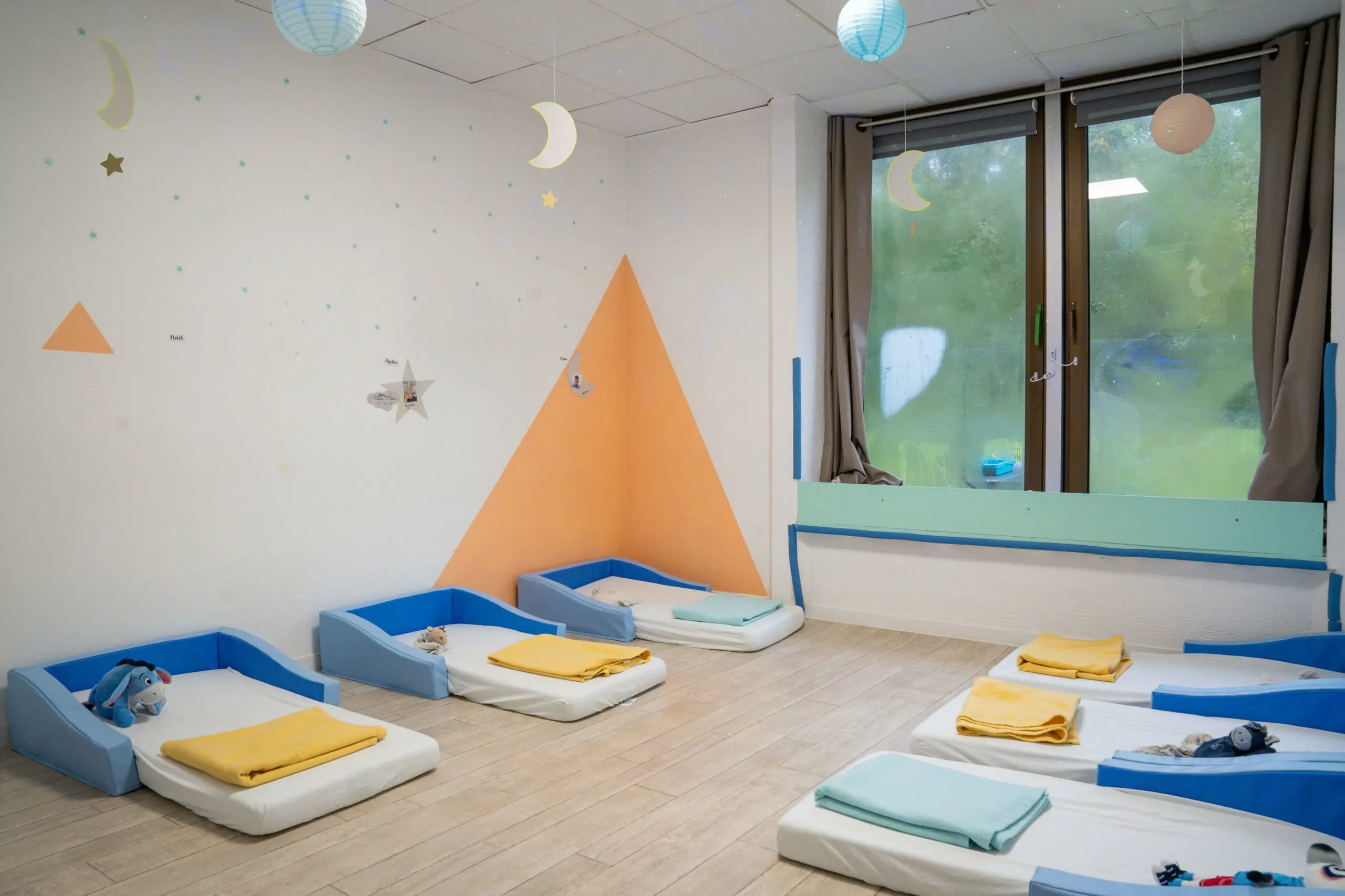 Creche-privee-jules-et-valentin (5)