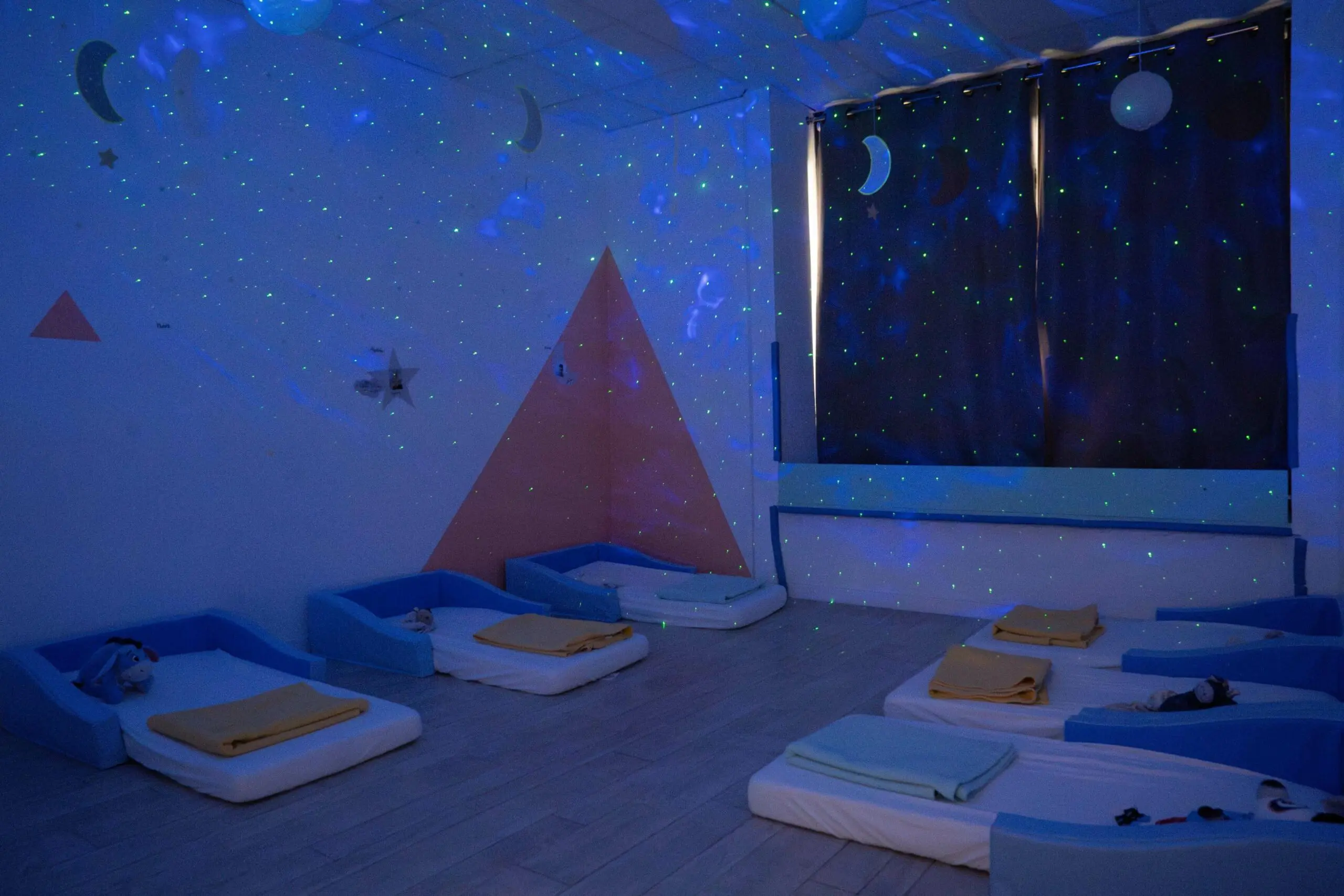 Creche-privee-jules-et-valentin (6)